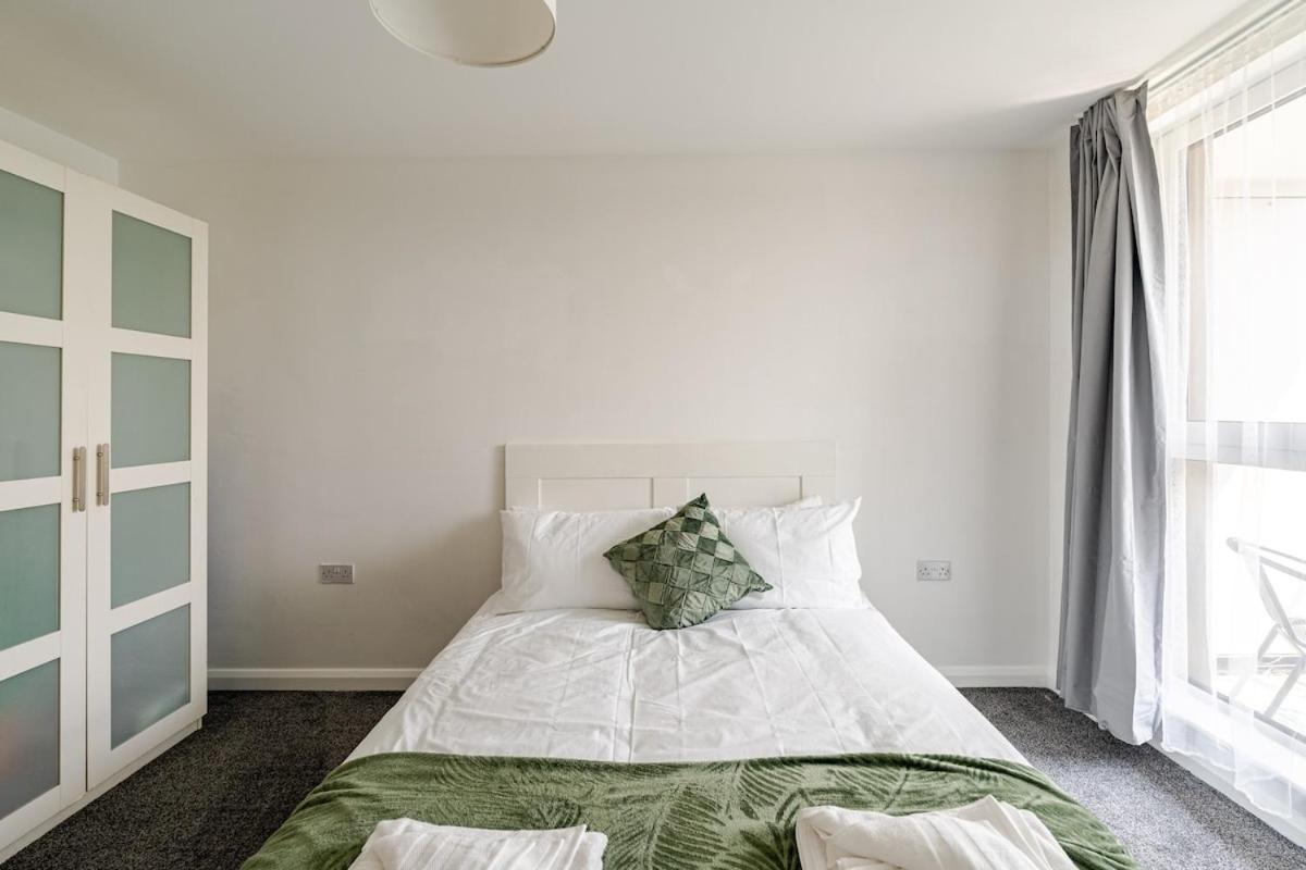 1 Bedroom In Tottenham 20 Mins To & Apartamento Londres